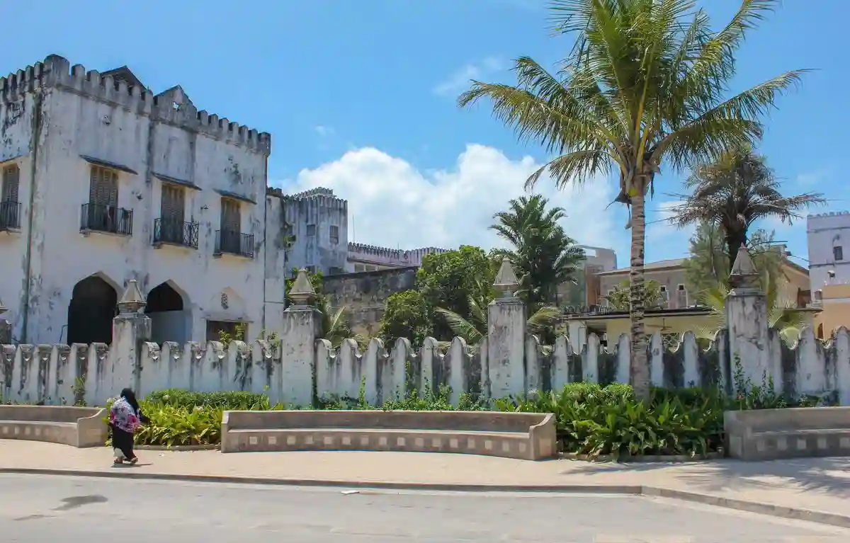 A captivating view of the labyrinthine streets of Zanzibar Stone Town, a must-visit destination for travelers seeking cultural richness and historical wonders. #ZanzibarTravelGuide