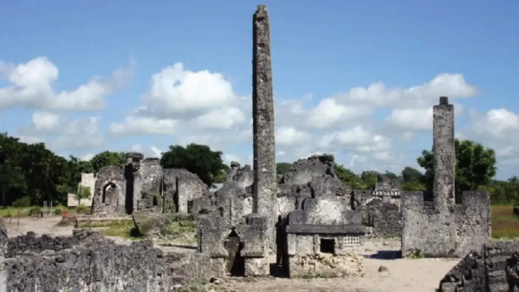 A captivating view of Kaole Ruins, offering a glimpse into the historical charm of Bagamoyo. Experience Bagamoyo's ancient past in this scenic shot.